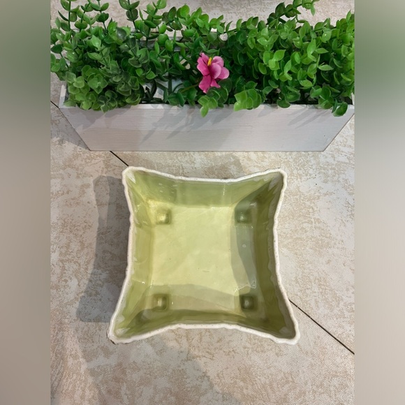 Vintage UPCO 141 Dripware Planter Soft Green Made in USA Ceramic MCM Pottery - Picture 6 of 10